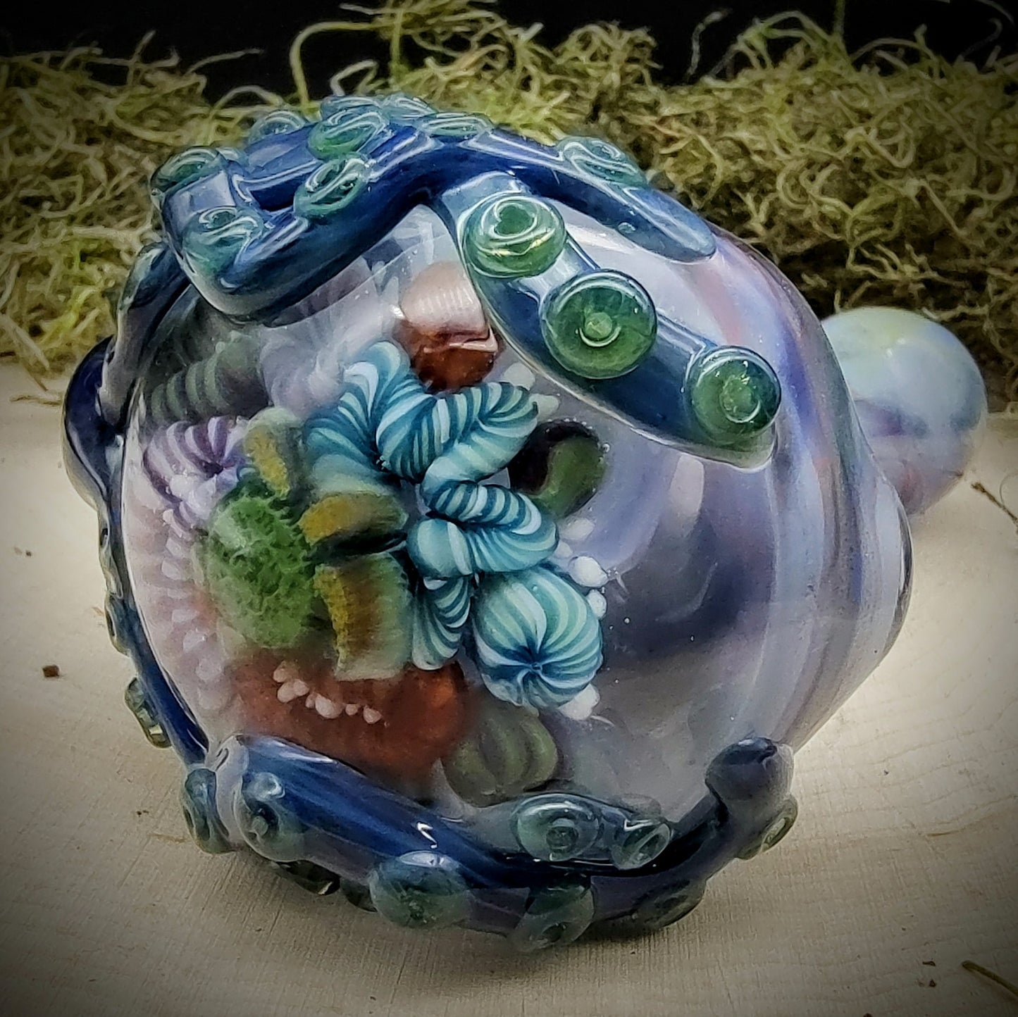 Pipa de mano de mármol Octopus Seascape (lista para enviar)