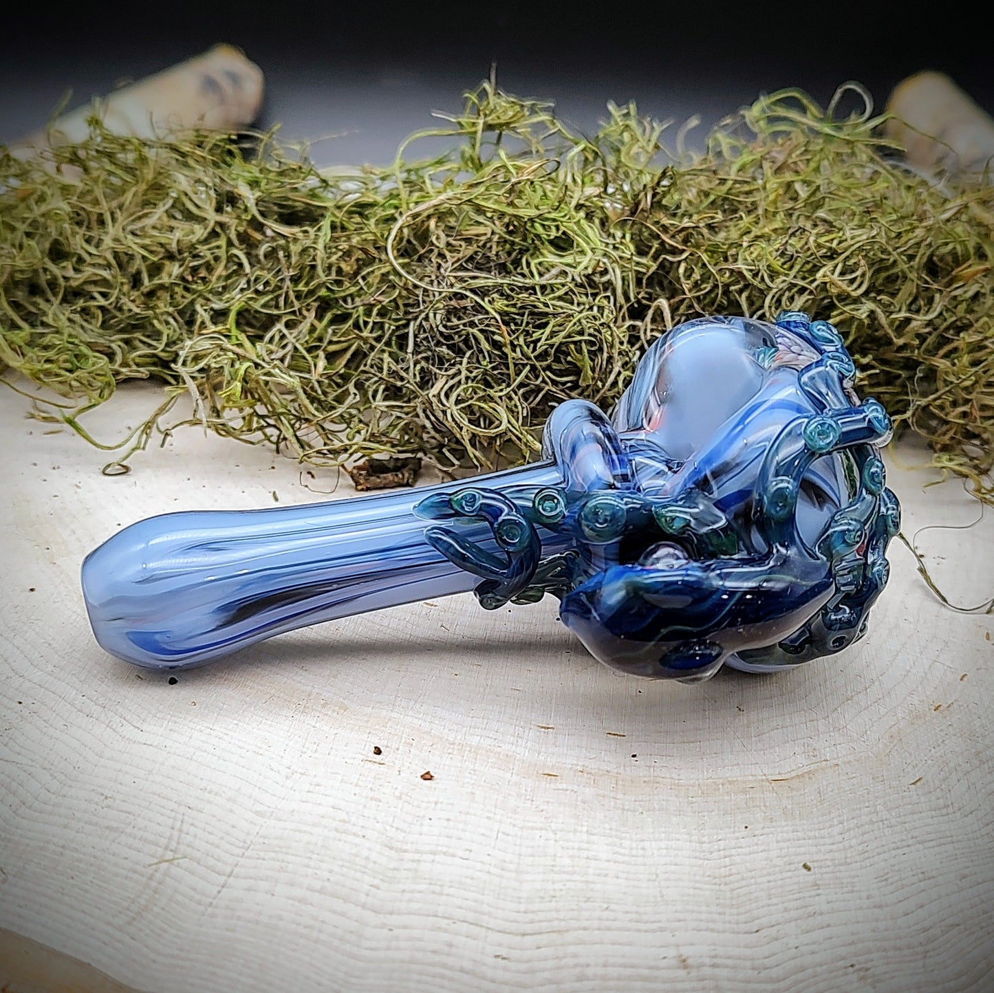 Pipa de mano de mármol Octopus Seascape (lista para enviar)