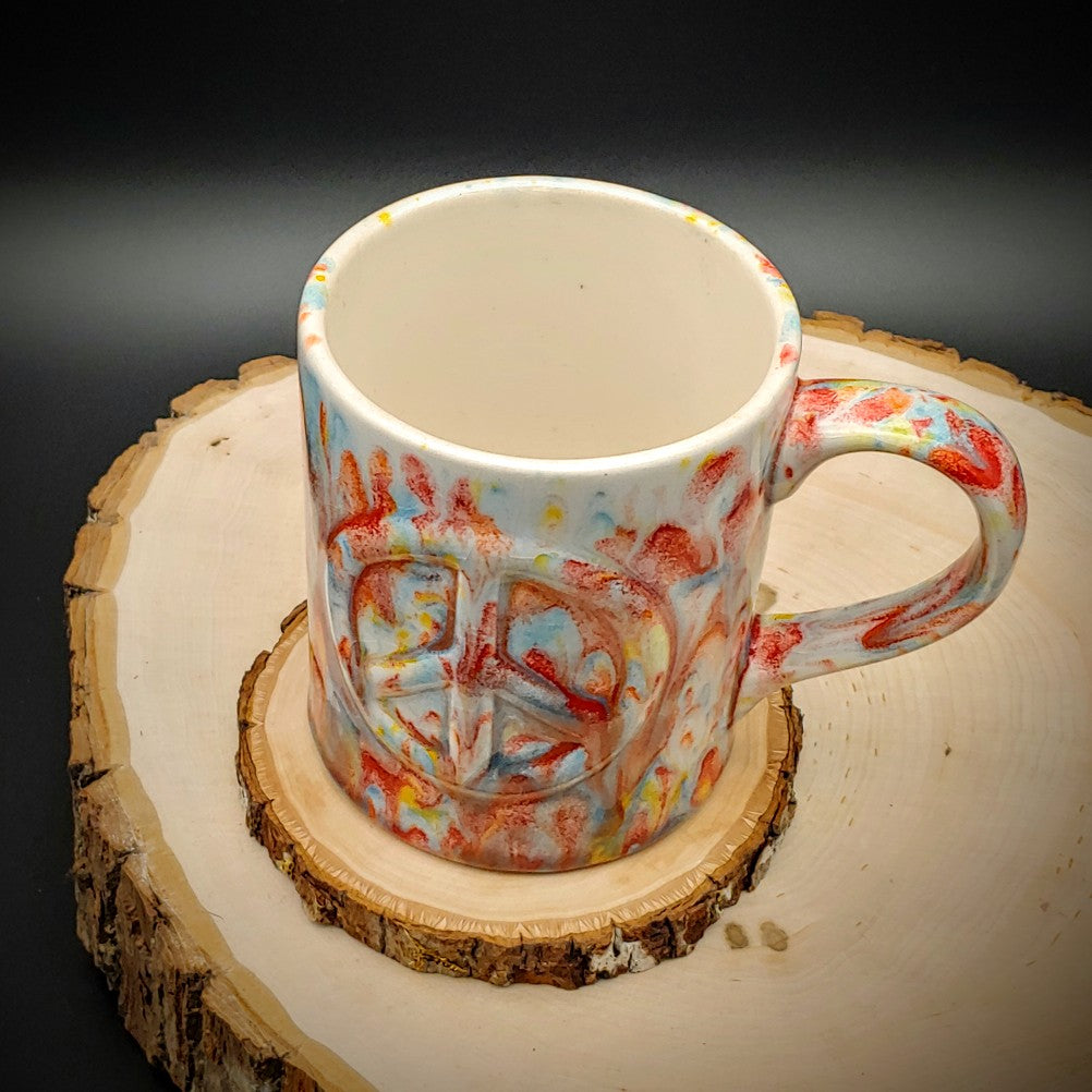 Taza de cerámica con el signo de la paz (lista para enviar)