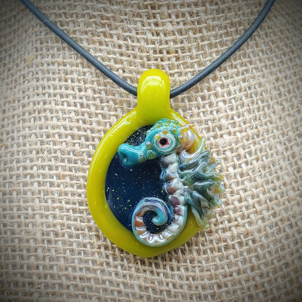 Colgante de caballito de mar (listo para enviar)