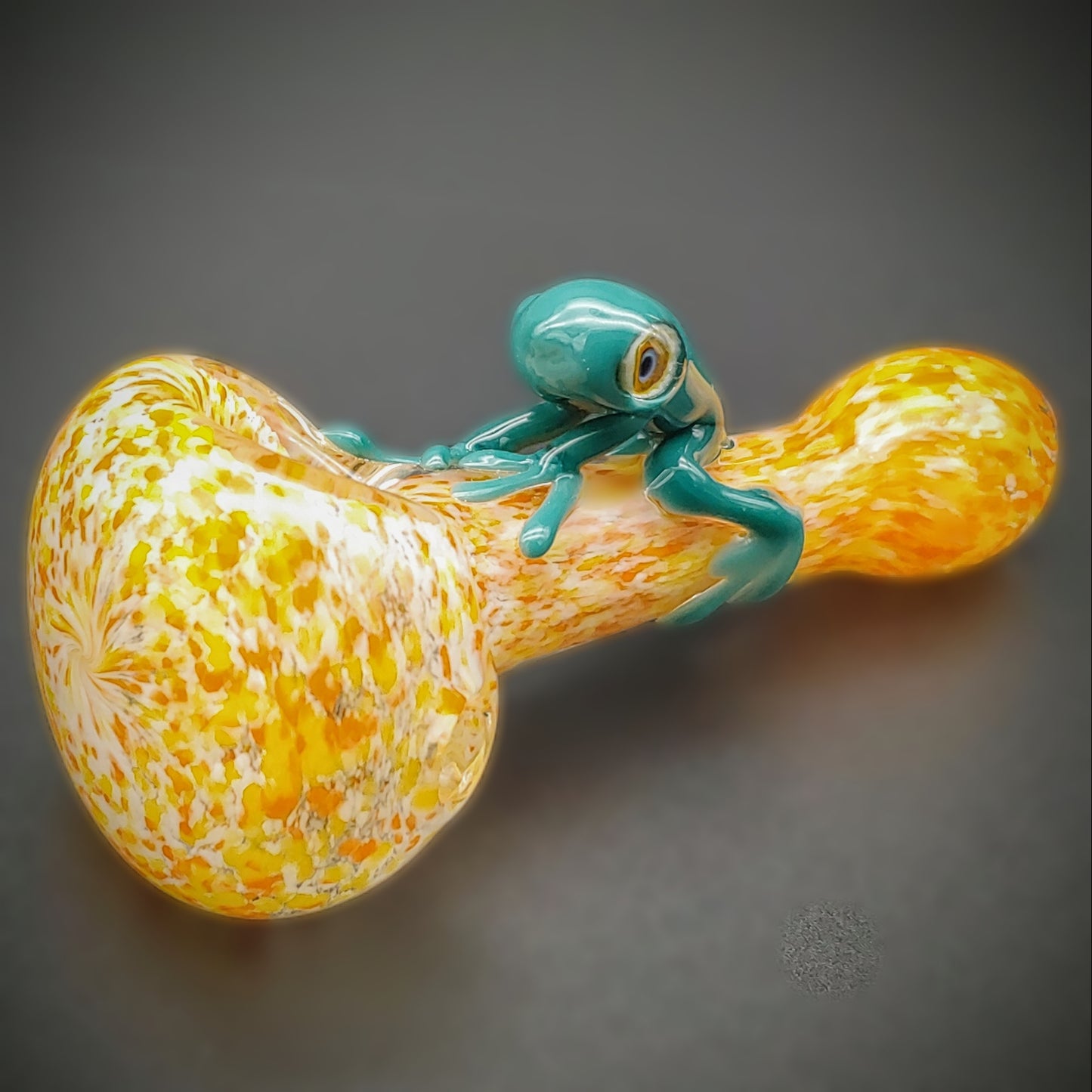 Pipa de mano Critter - Rana